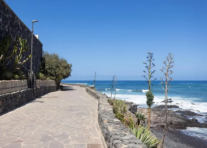 Live La Caleta Salinas Con Vista Al Mar 2